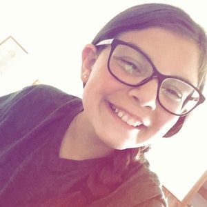 Meet your Posher, Olivia